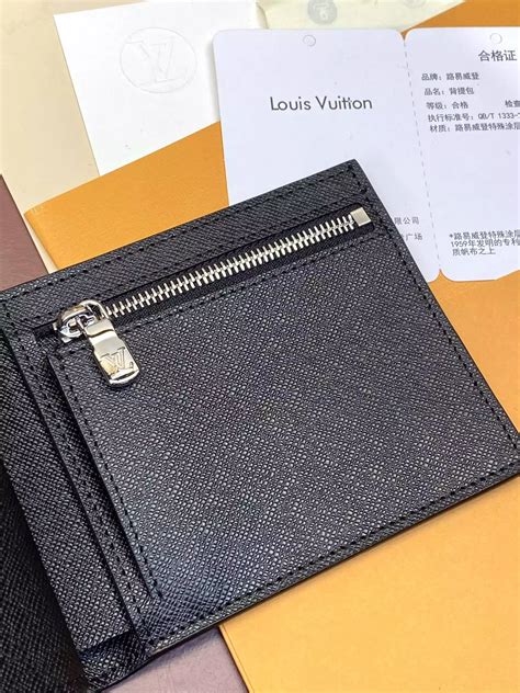 Amerigo Wallet Taïga Leather .